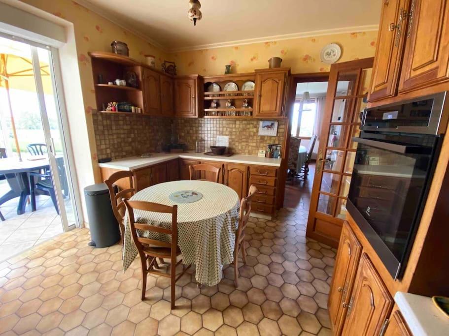 Grande Maison De Campagne Lantic Bagian luar foto