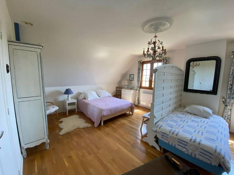 Grande Maison De Campagne Lantic Bagian luar foto