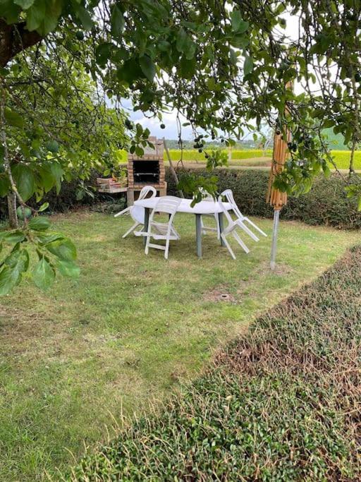 Grande Maison De Campagne Lantic Bagian luar foto